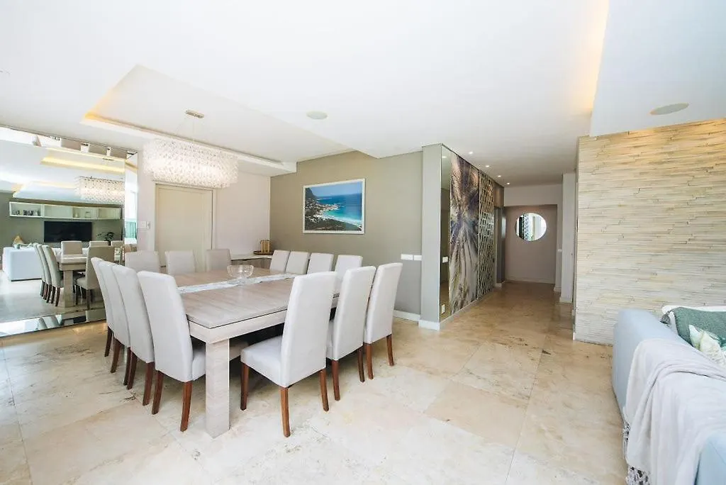 New! Bantry Bay Luxurious Villa 50M From The Sea ケープタウン 0*,  南アフリカ