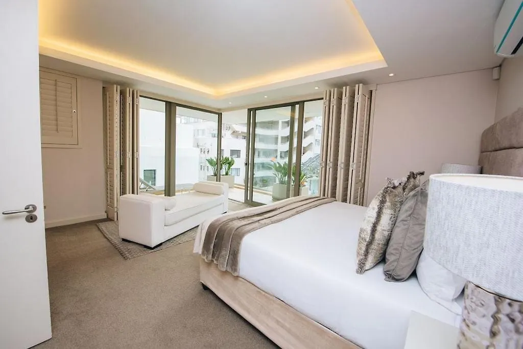 New! Bantry Bay Luxurious Villa 50M From The Sea ケープタウン 0*,