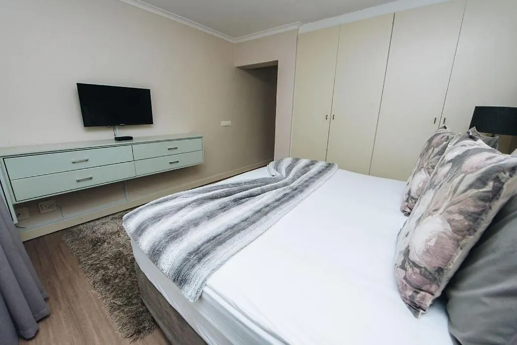 New! Bantry Bay Luxurious Villa 50M From The Sea ケープタウン 0*,  南アフリカ